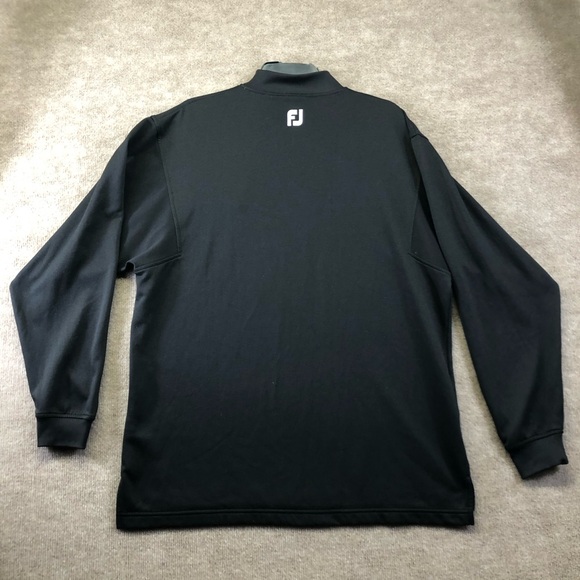 FJ mock turtleneck this is a size large. - Picture 5 of 7